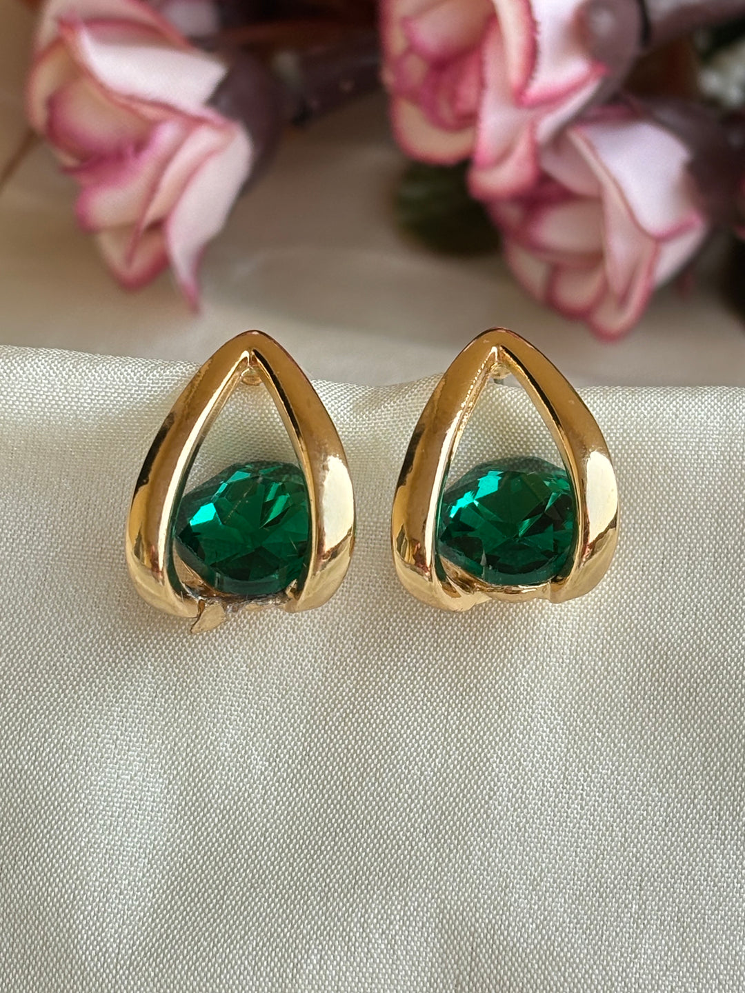 Green Studs