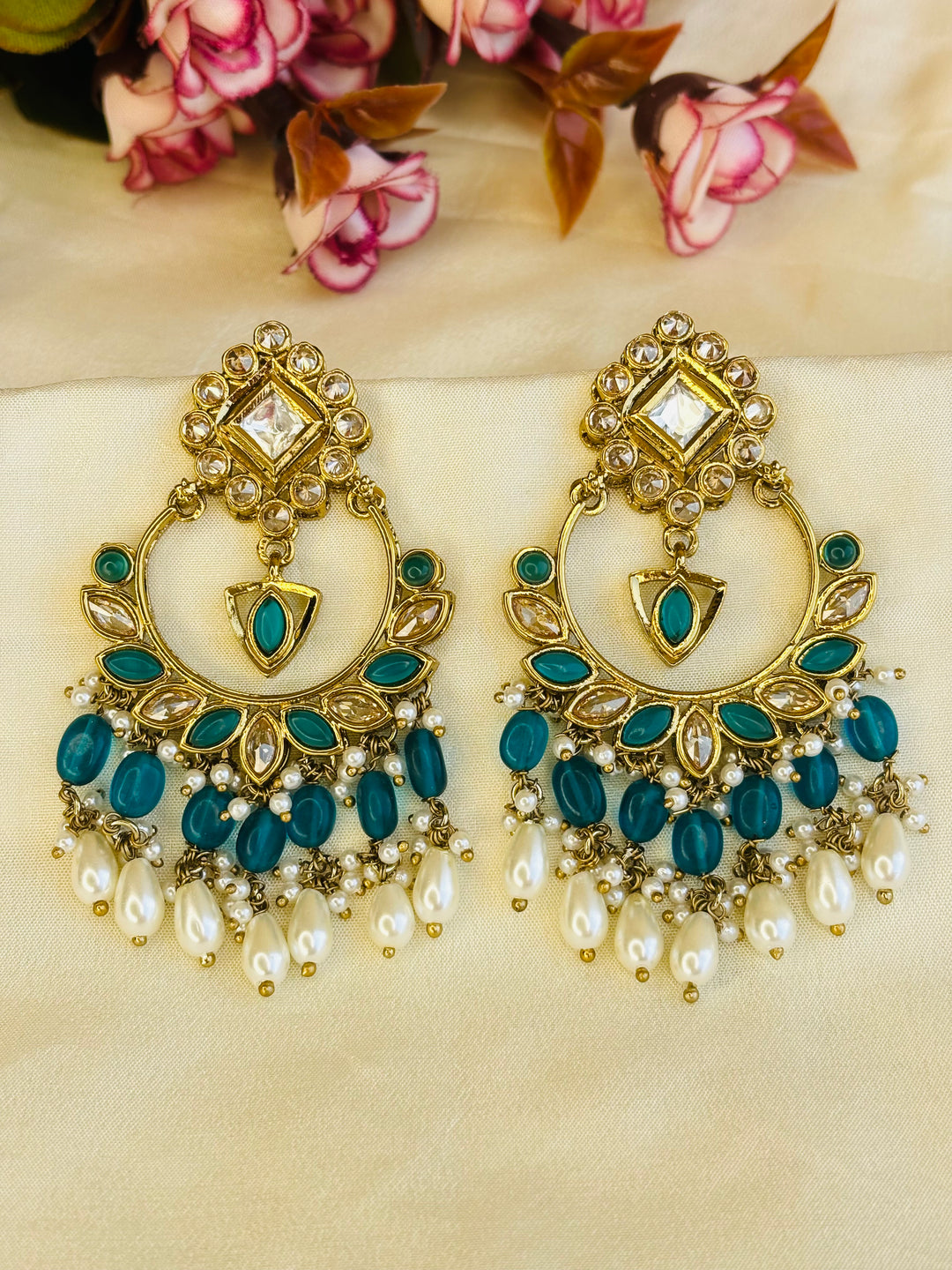 Blue Kundan Chandbalis
