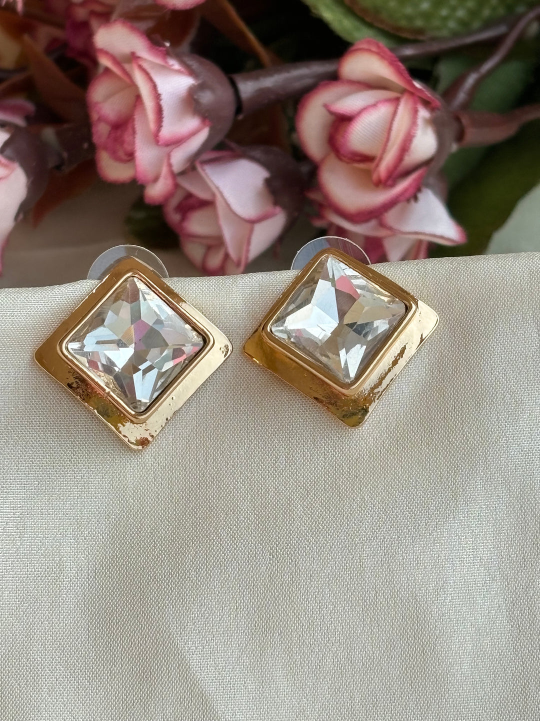 Kundan Studs