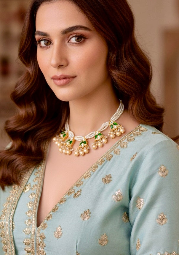 Short Pearls Necklace