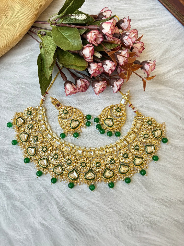 Emerald Jodha Kundan Necklace Set