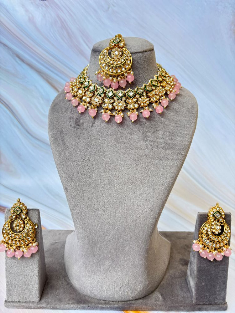 Light pink Beaded Kundan Necklace Set